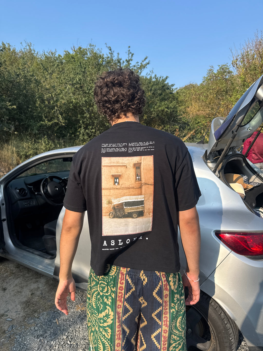 MEDINA BLACK T-SHIRT