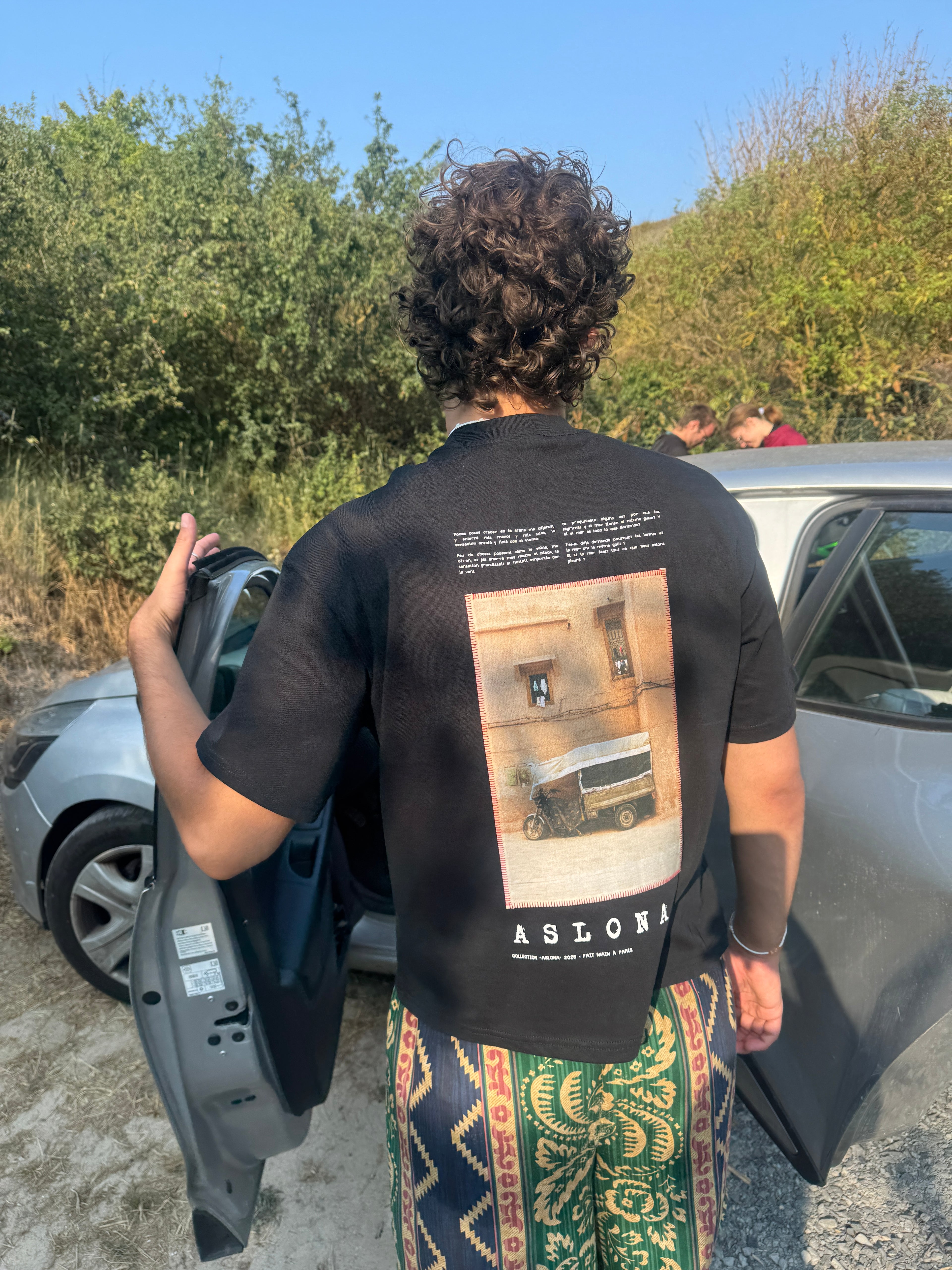 MEDINA BLACK T-SHIRT