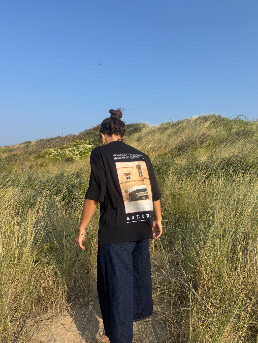 MEDINA BLACK T-SHIRT